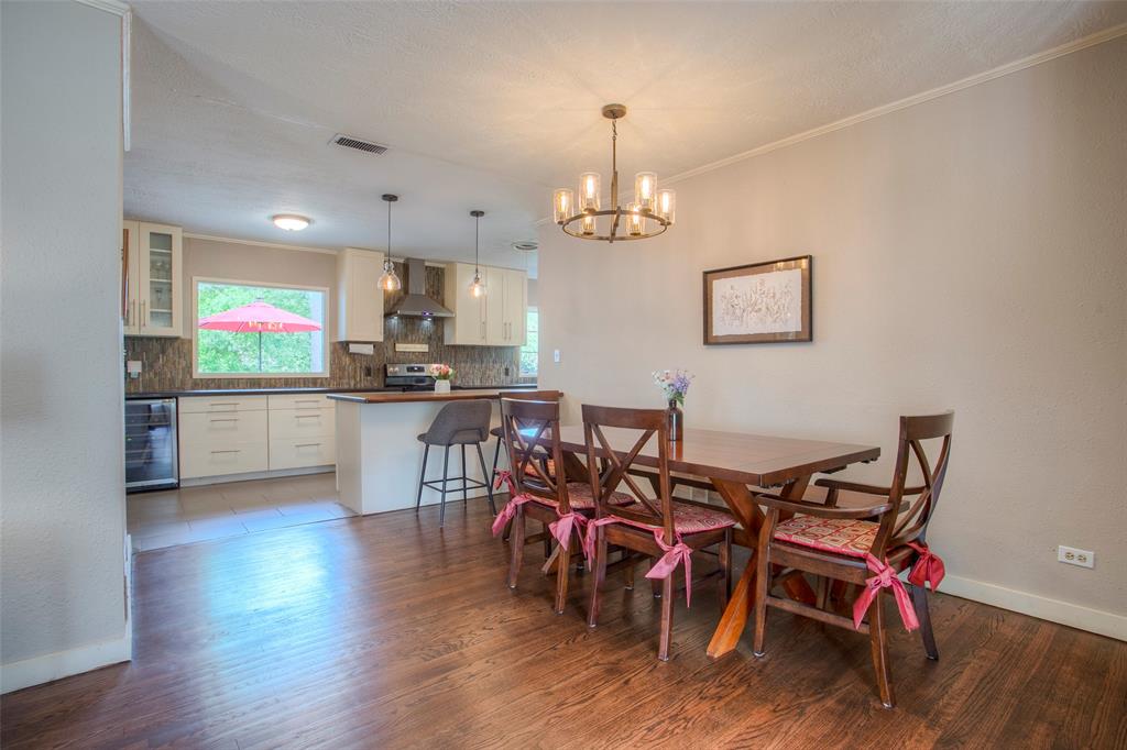 2126 Avenue P, Huntsville, Texas image 6
