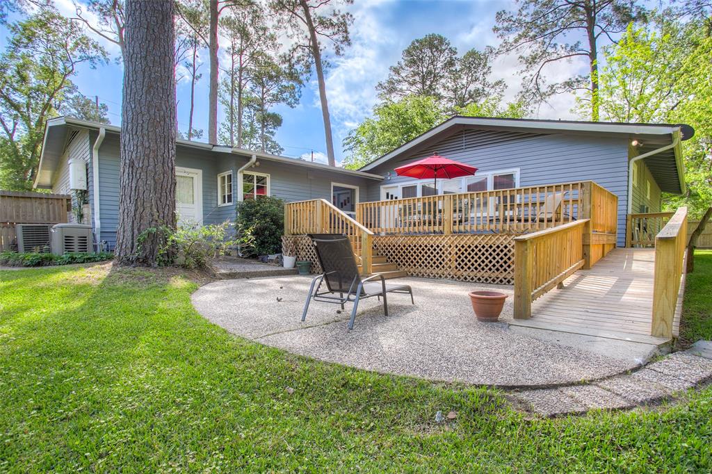 2126 Avenue P, Huntsville, Texas image 33