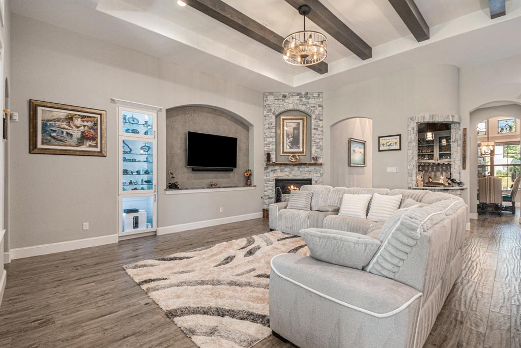 1726 Encino Boulevard, Conroe, Texas image 9