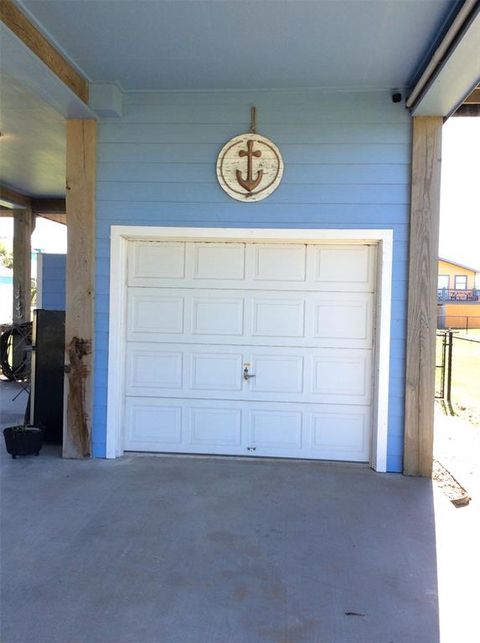 A home in Crystal Beach