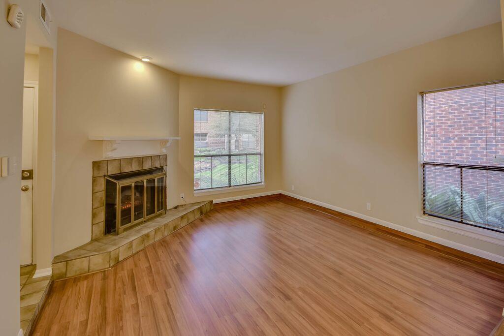 3100 Walnut Bend Lane 513