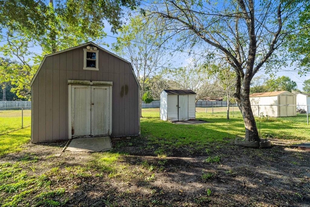 1906 Austin Street, Rosenberg, Texas image 29