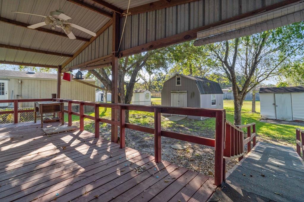 1906 Austin Street, Rosenberg, Texas image 25
