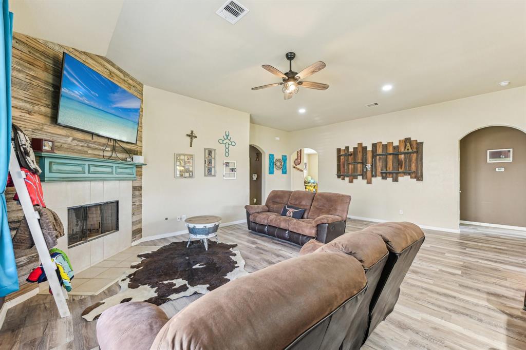 13291 Hidden Trail Court, Willis, Texas image 8