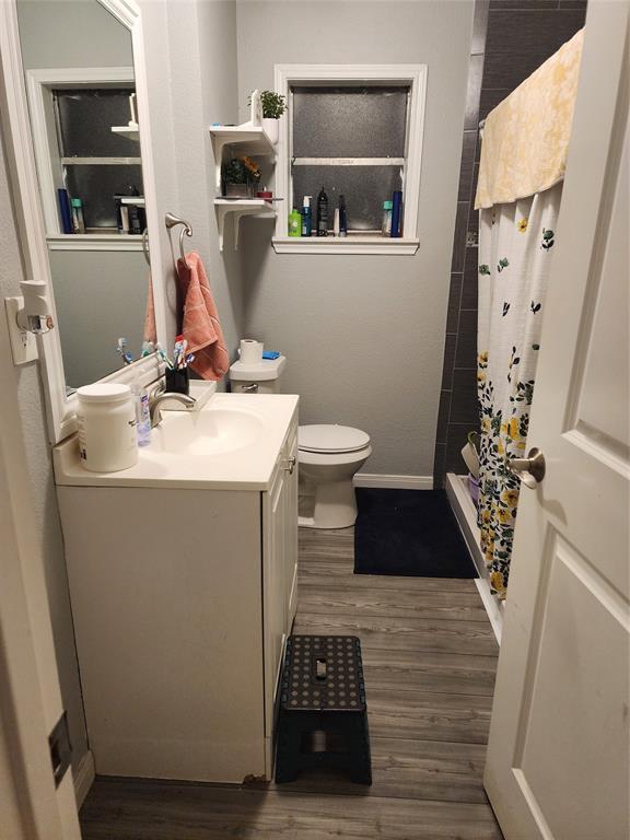 1246 County Road 332, Cleveland, Texas image 3