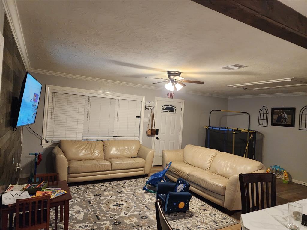 1246 County Road 332, Cleveland, Texas image 1