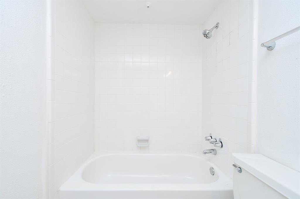 2350 Bering Drive #105, Houston, Texas image 30