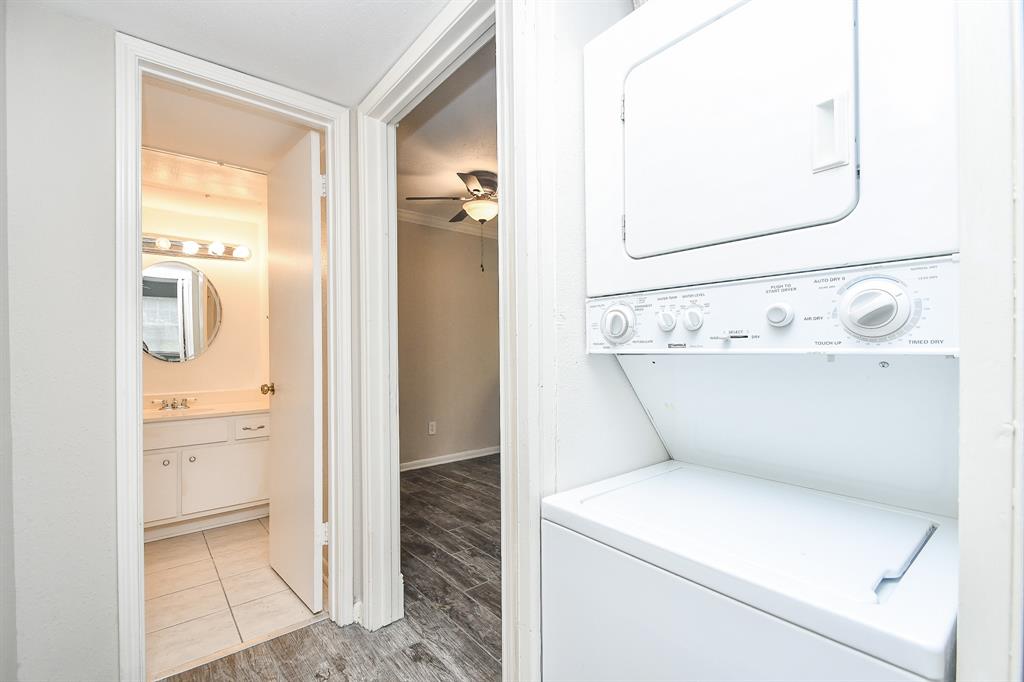 2350 Bering Drive #105, Houston, Texas image 31