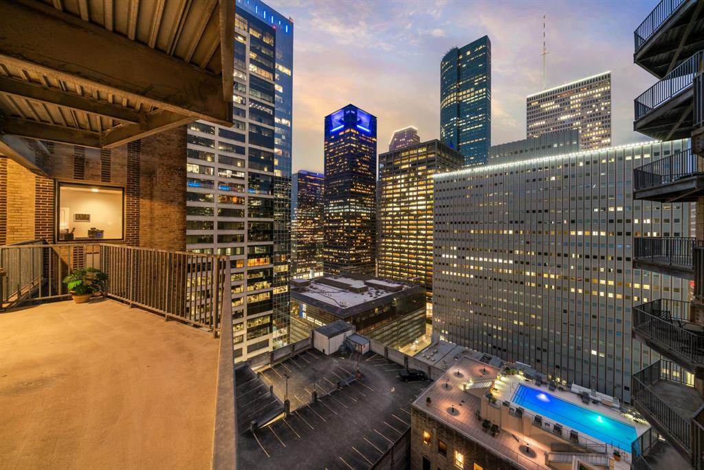 914 Main Street #2204, Houston, Texas image 33