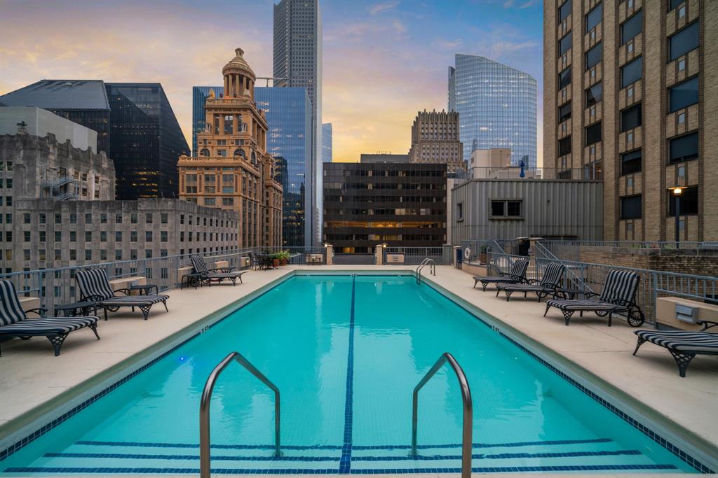 914 Main Street #2204, Houston, Texas image 44