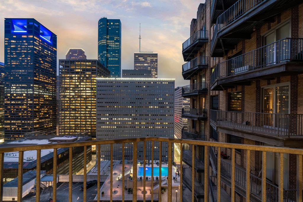 914 Main Street #2204, Houston, Texas image 34