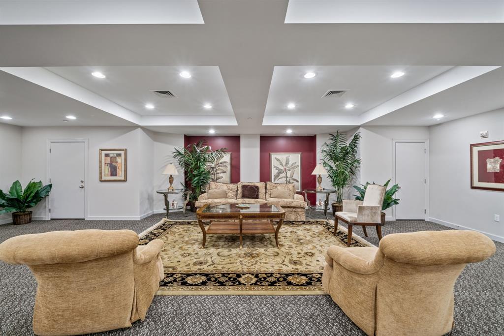 914 Main Street #2204, Houston, Texas image 48