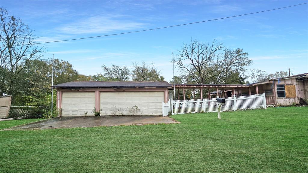 690 N Barbee Street, Lovelady, Texas image 25