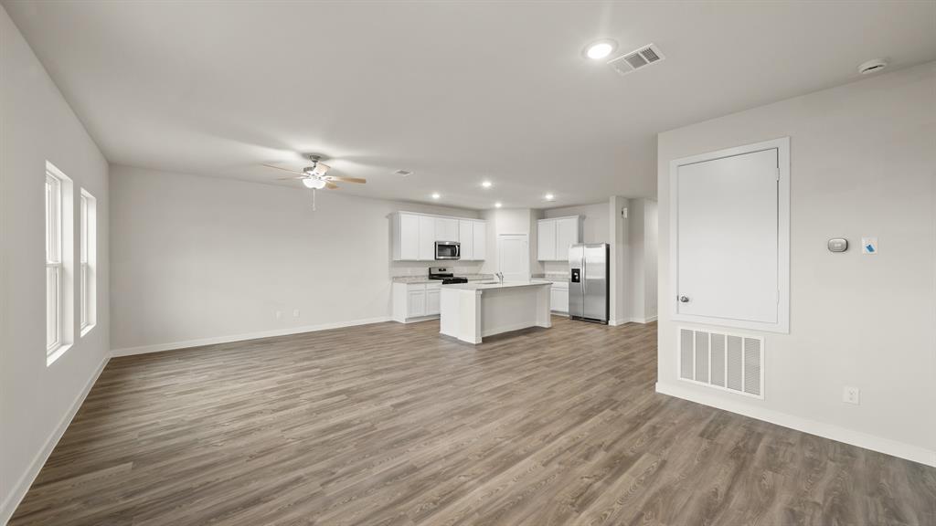 17338 White Peace Drive, Waller, Texas image 10
