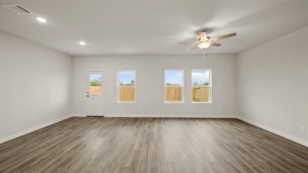 17338 White Peace Drive, Waller, Texas image 7