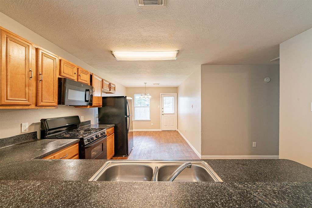 16111 Imperial Forest Lane, Houston, Texas image 2