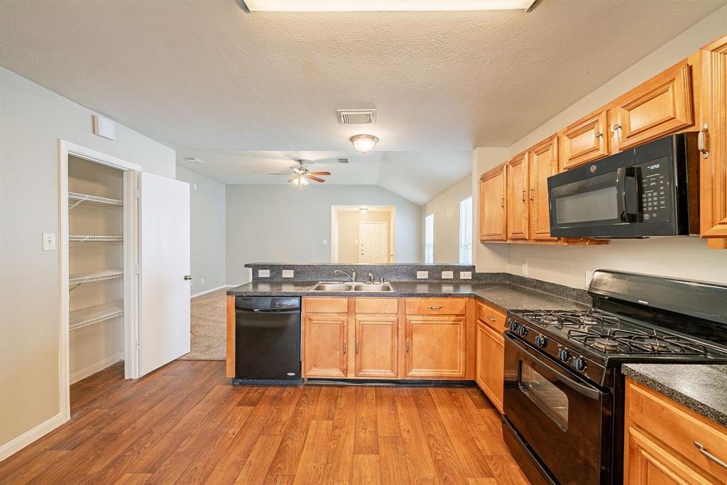 16111 Imperial Forest Lane, Houston, Texas image 4