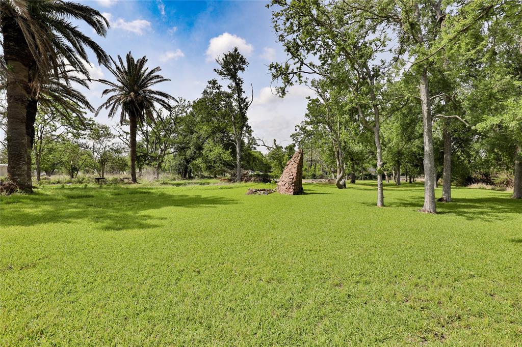 1001 Wilson Road, Clute, Texas image 7