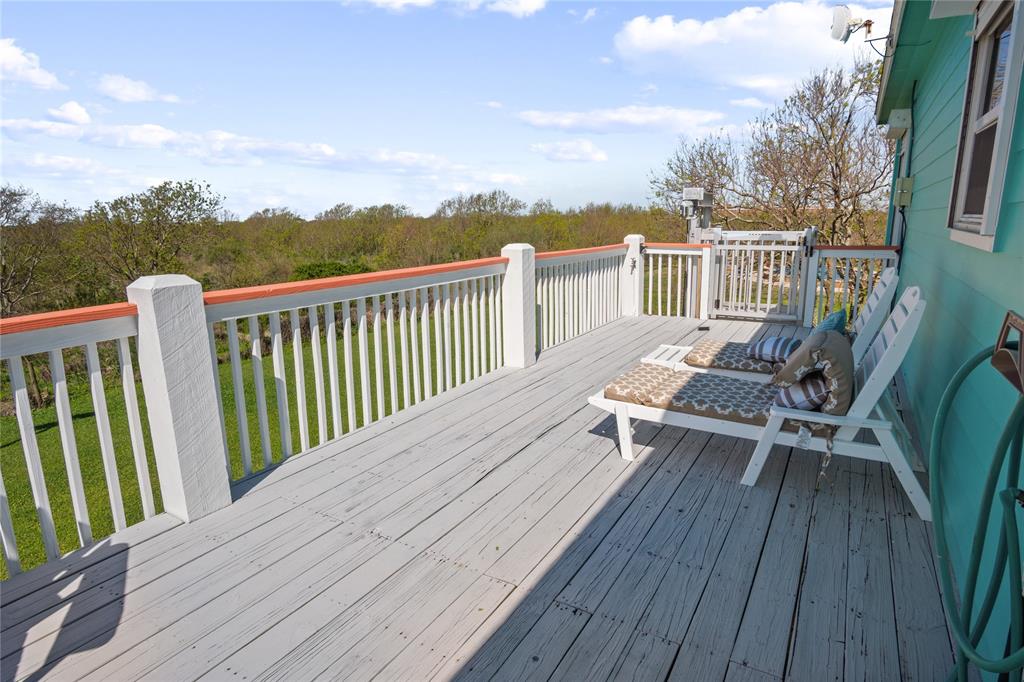 901 Helen Boulevard, Crystal Beach, Texas image 10