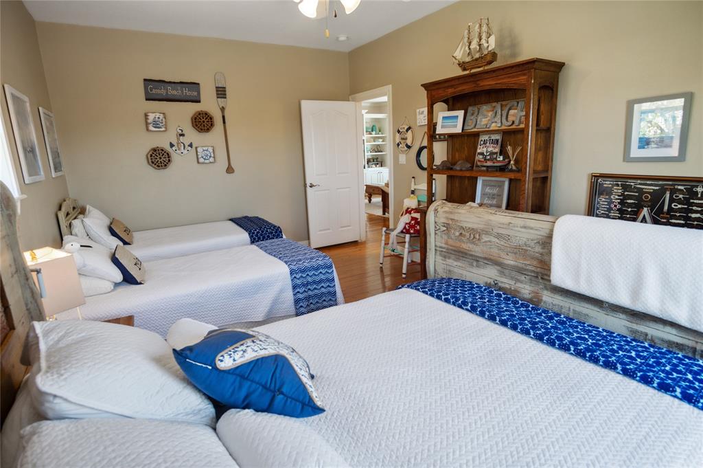 901 Helen Boulevard, Crystal Beach, Texas image 39