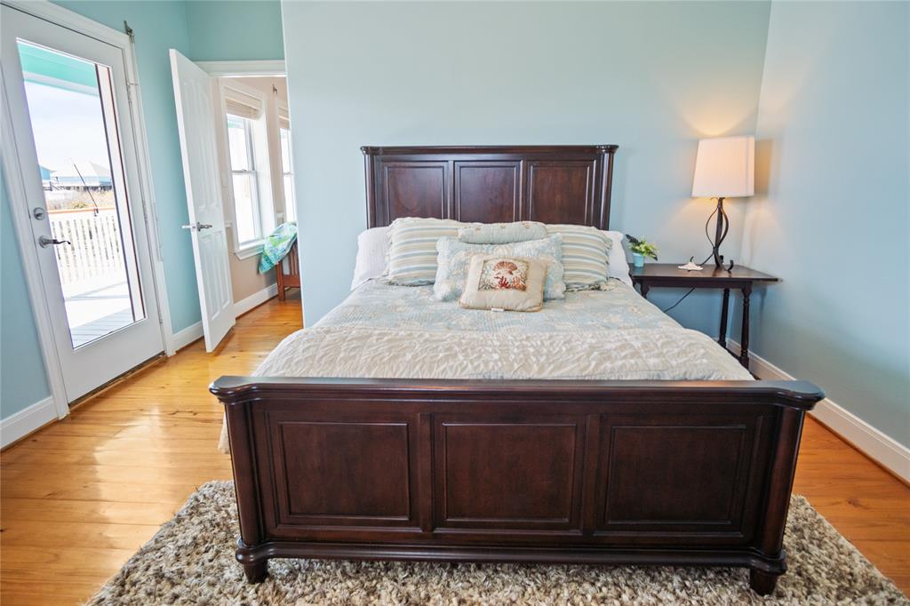 901 Helen Boulevard, Crystal Beach, Texas image 26