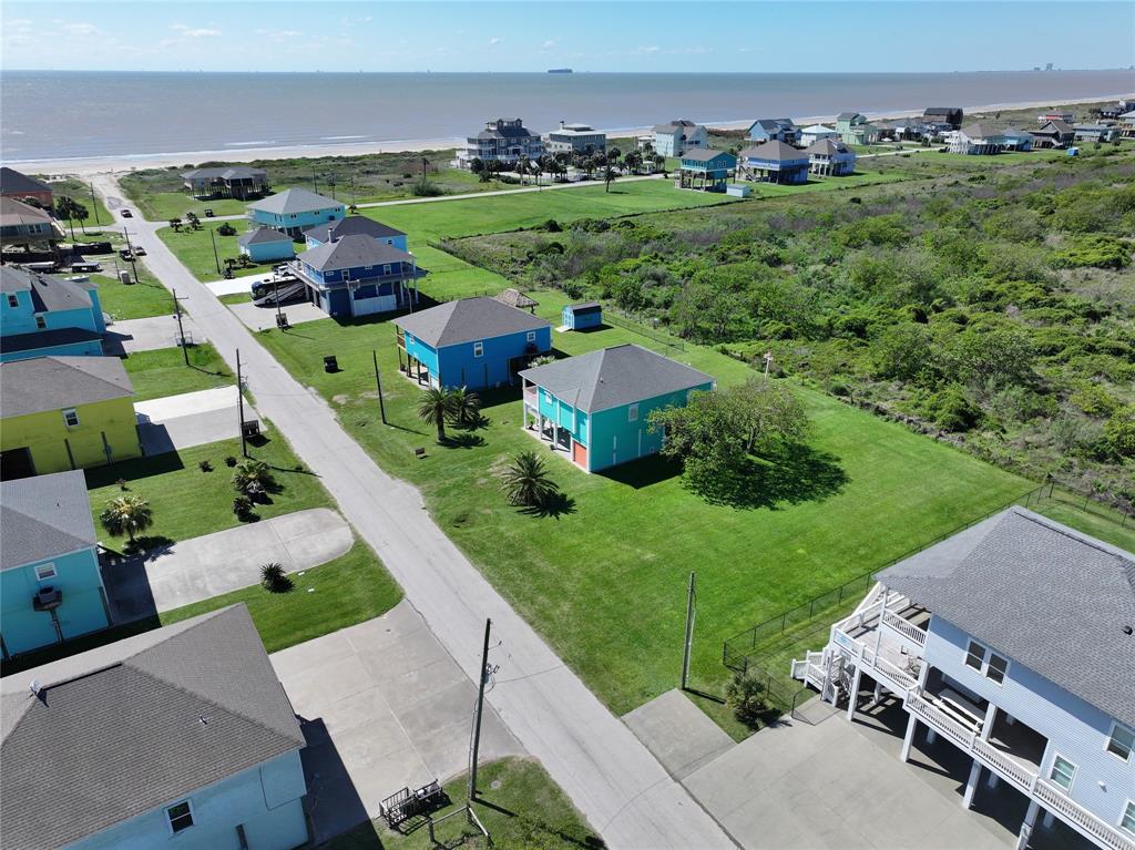 901 Helen Boulevard, Crystal Beach, Texas image 48