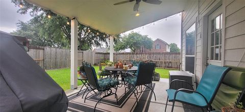 A home in Bacliff