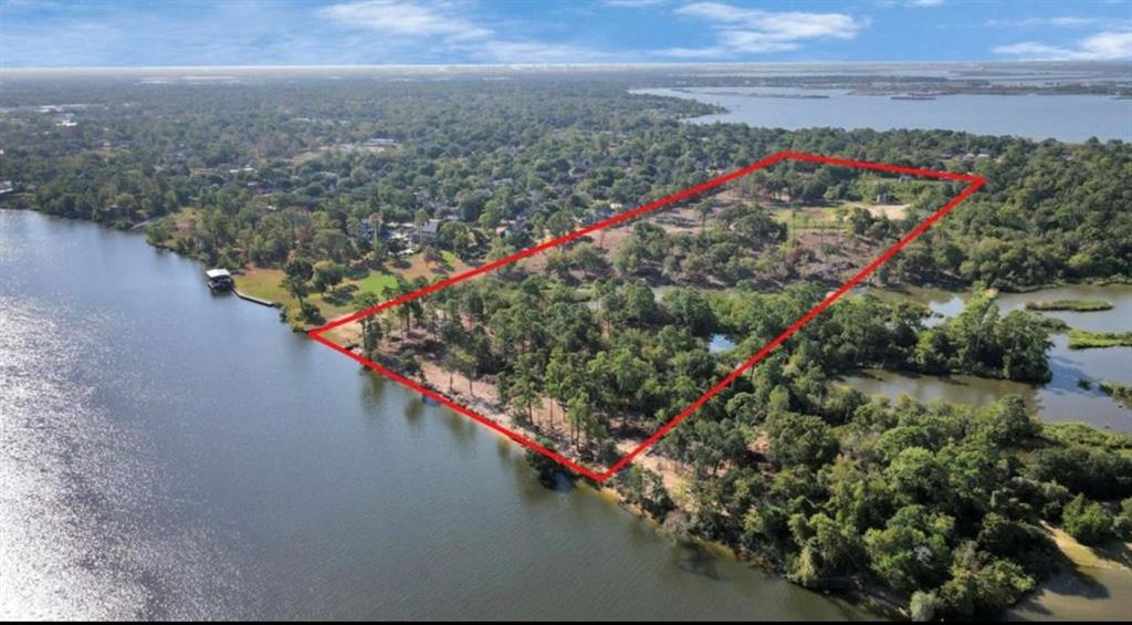 000 W Wallisville Road