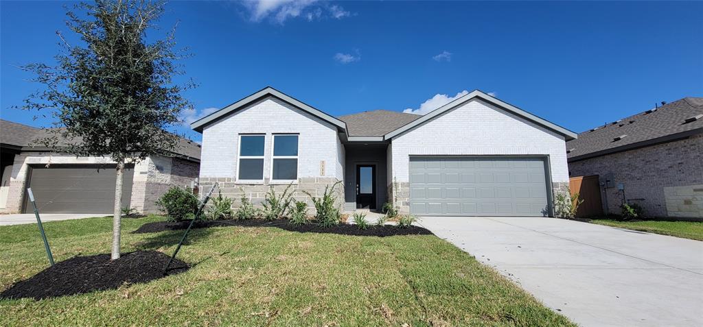 10619 Autumn Trace Drive, Beasley, Texas image 1