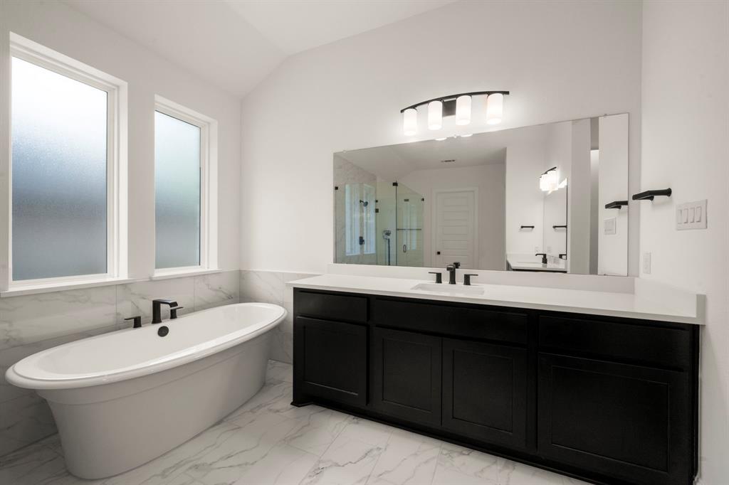 1222 Tallow Park Lane, Pinehurst, Texas image 28
