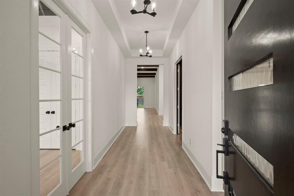 1222 Tallow Park Lane, Pinehurst, Texas image 4