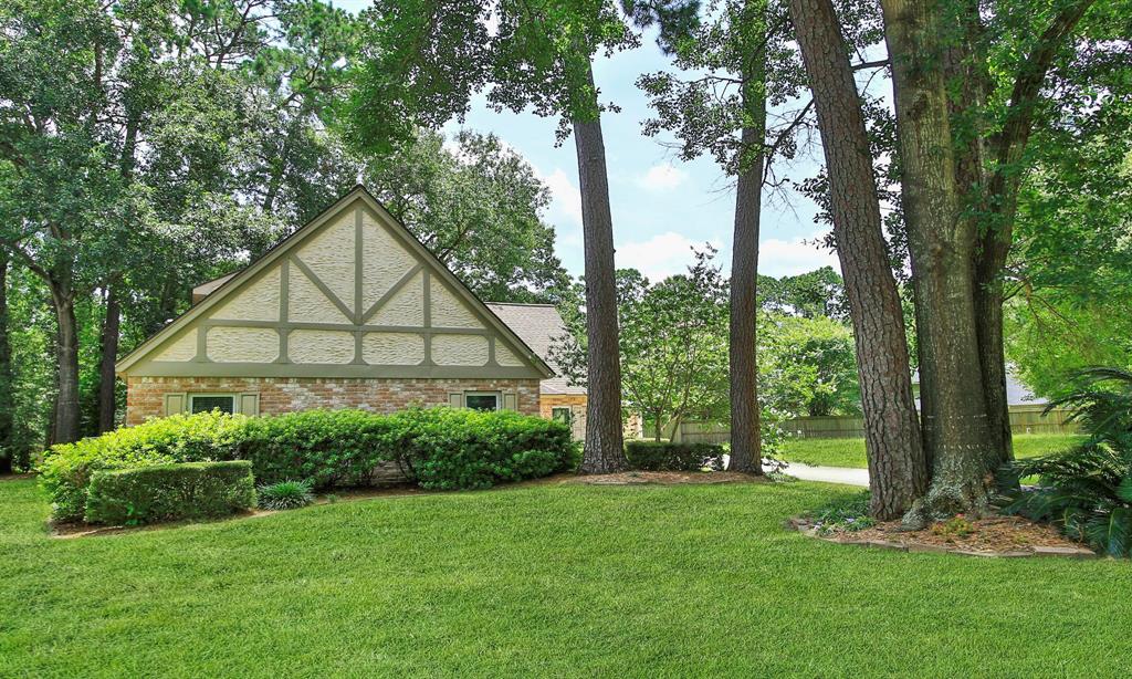 8203 Colonial Forest Lane