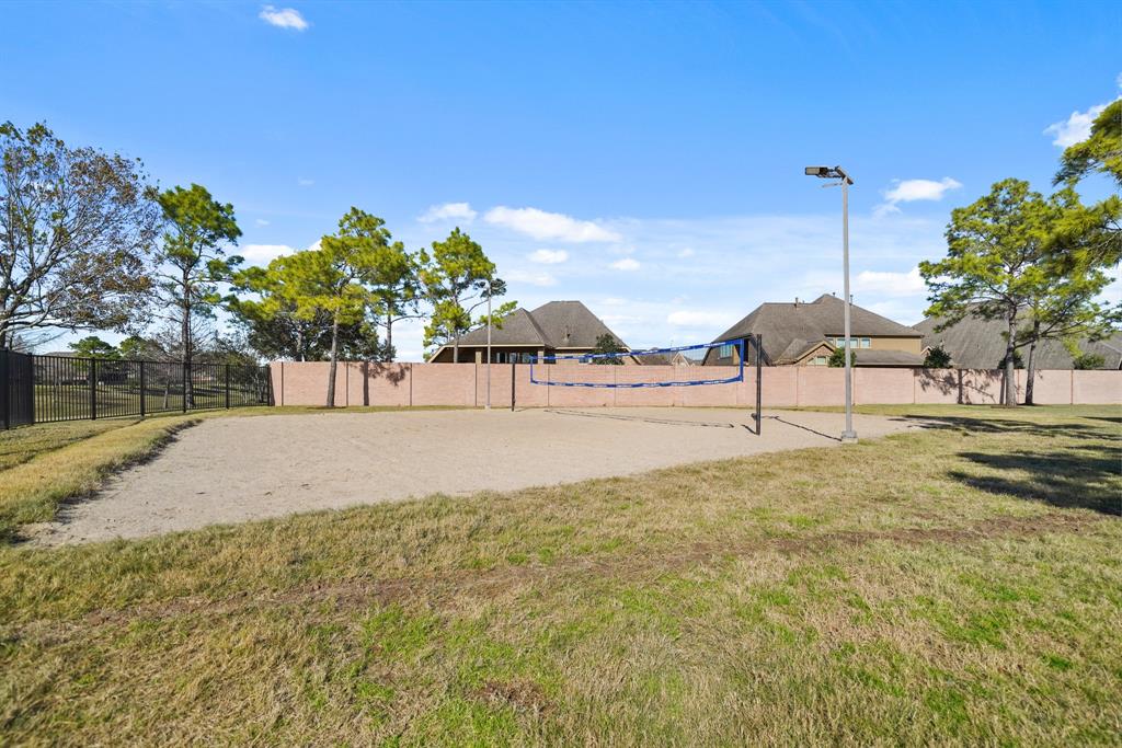 2412 Canyon Springs Drive, Pearland, Texas image 45