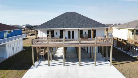 A home in Port Bolivar