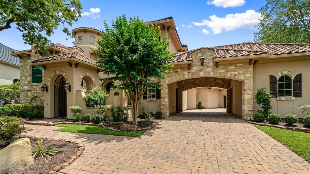 10 Maroon Creek Court