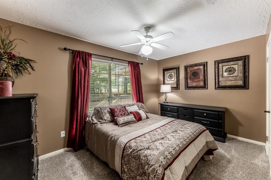 1430 River Oaks Drive, Huntsville, Texas image 19