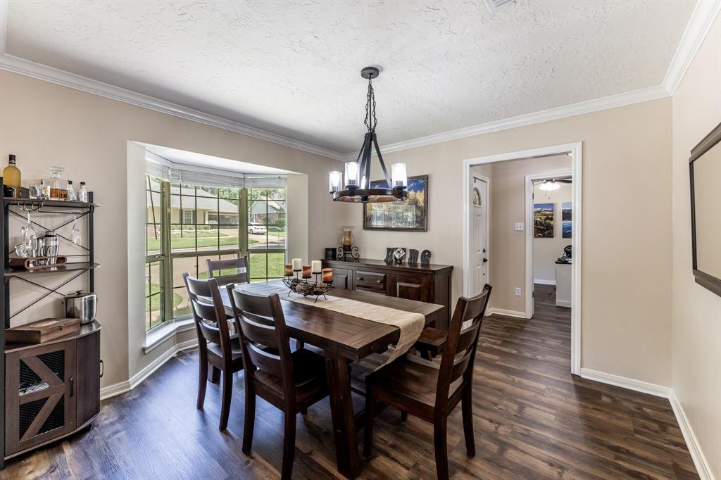 1430 River Oaks Drive, Huntsville, Texas image 12