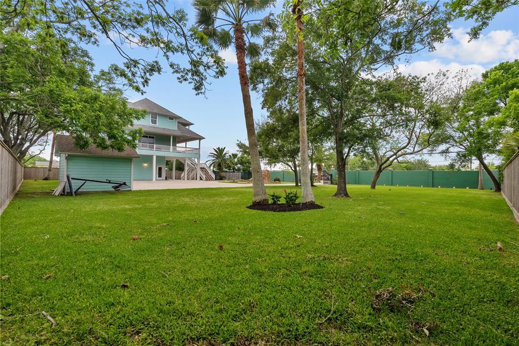 2564 E Bayshore Drive, San Leon, Texas image 46