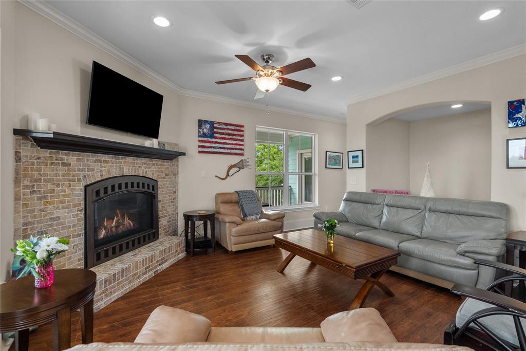 2564 E Bayshore Drive, San Leon, Texas image 12