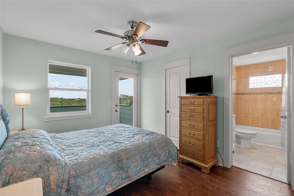 2564 E Bayshore Drive, San Leon, Texas image 34