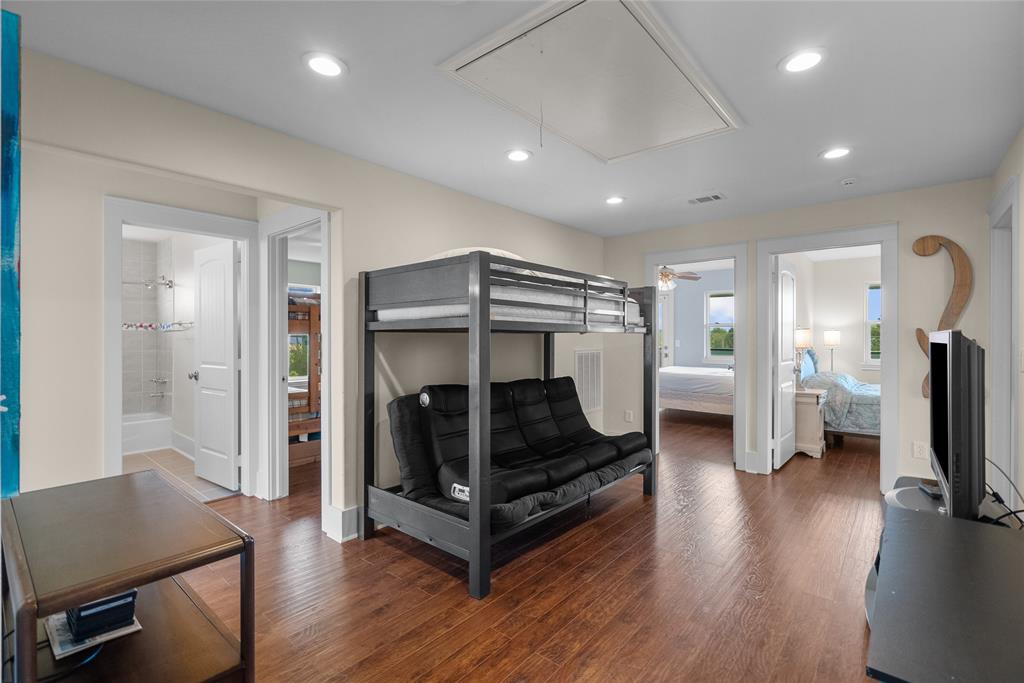 2564 E Bayshore Drive, San Leon, Texas image 26