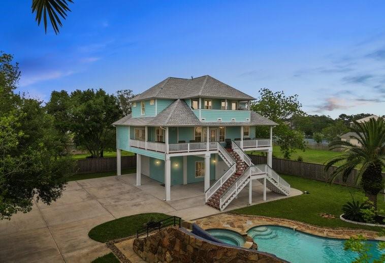 2564 E Bayshore Drive, San Leon, Texas image 2