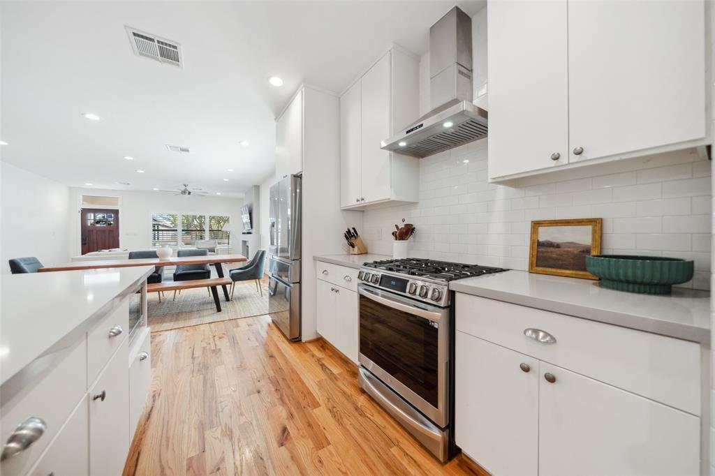 1709 Gentry Street, Houston, Texas image 15