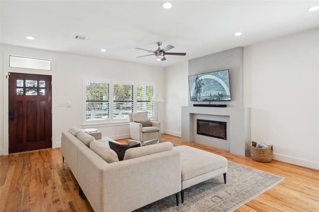 1709 Gentry Street, Houston, Texas image 27