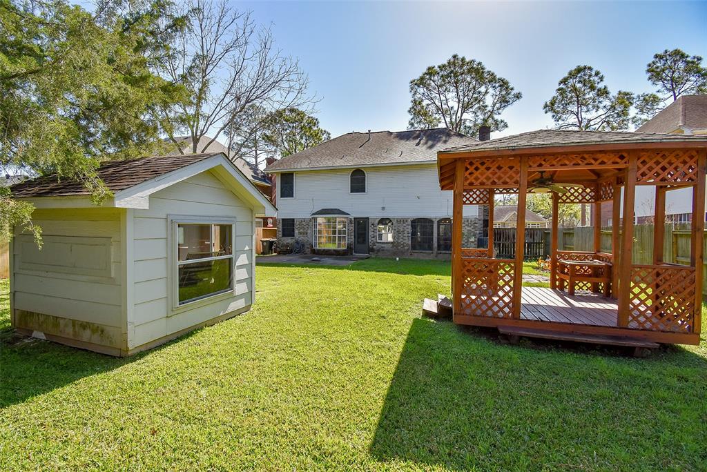 1207 Green Knoll Drive, Sugar Land, Texas image 30