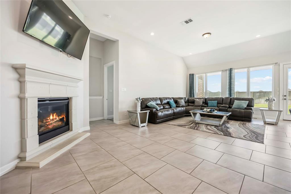 24023 Lake Molveno Drive