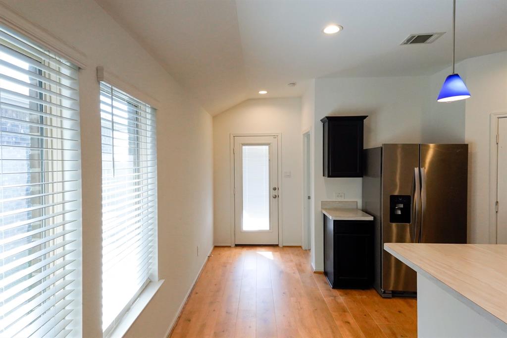 14428 Sugar Pines Drive, Conroe, Texas image 7