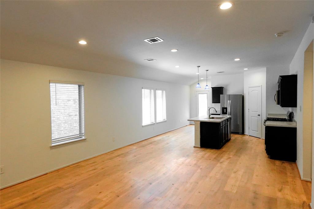 14428 Sugar Pines Drive, Conroe, Texas image 10