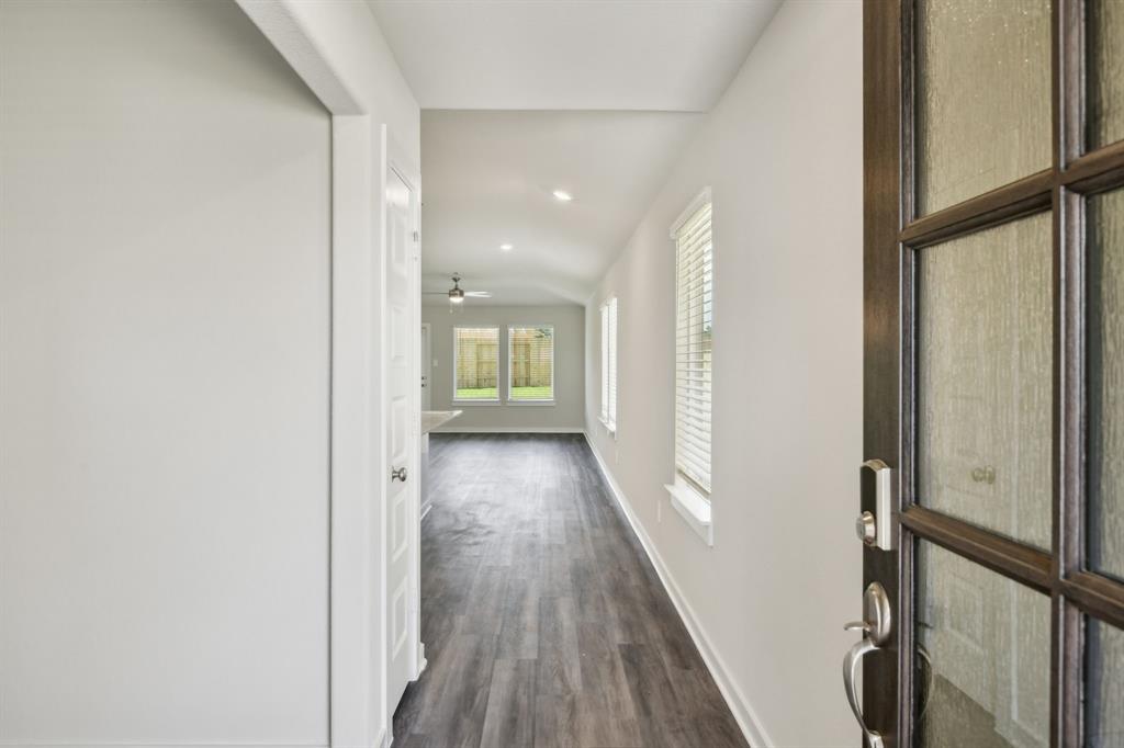 16988 Juniper Blossom Bend, Conroe, Texas image 13