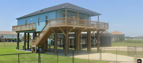 A home in Crystal Beach